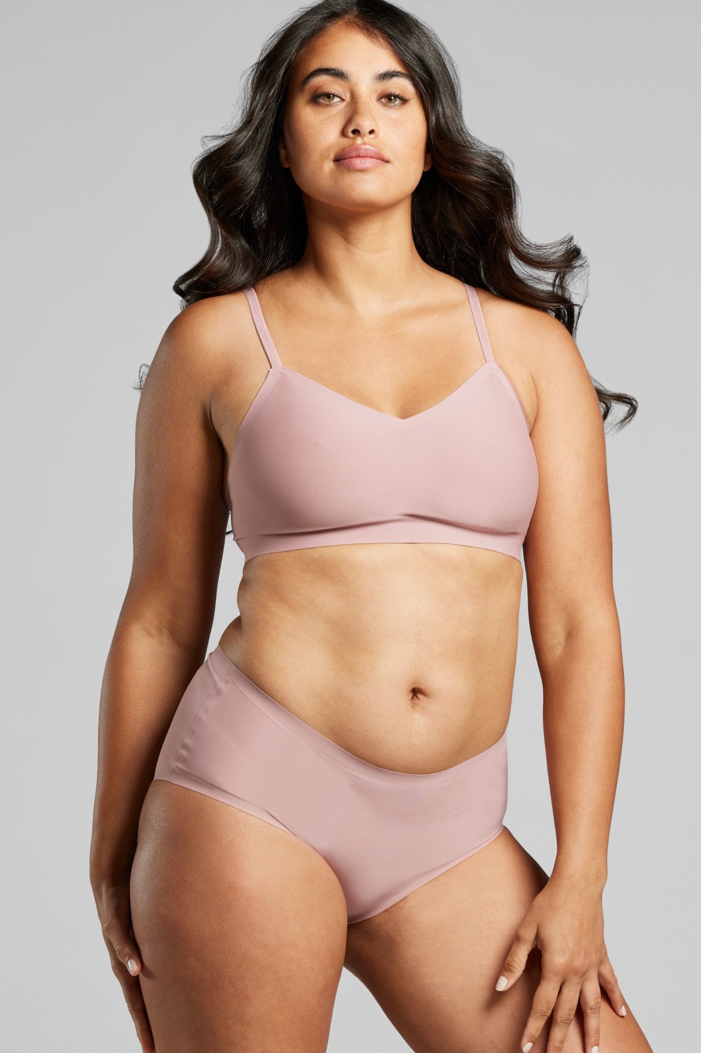 Invisible V-Neck Bra - Siella - Color: Dusty Rose Vieux rose