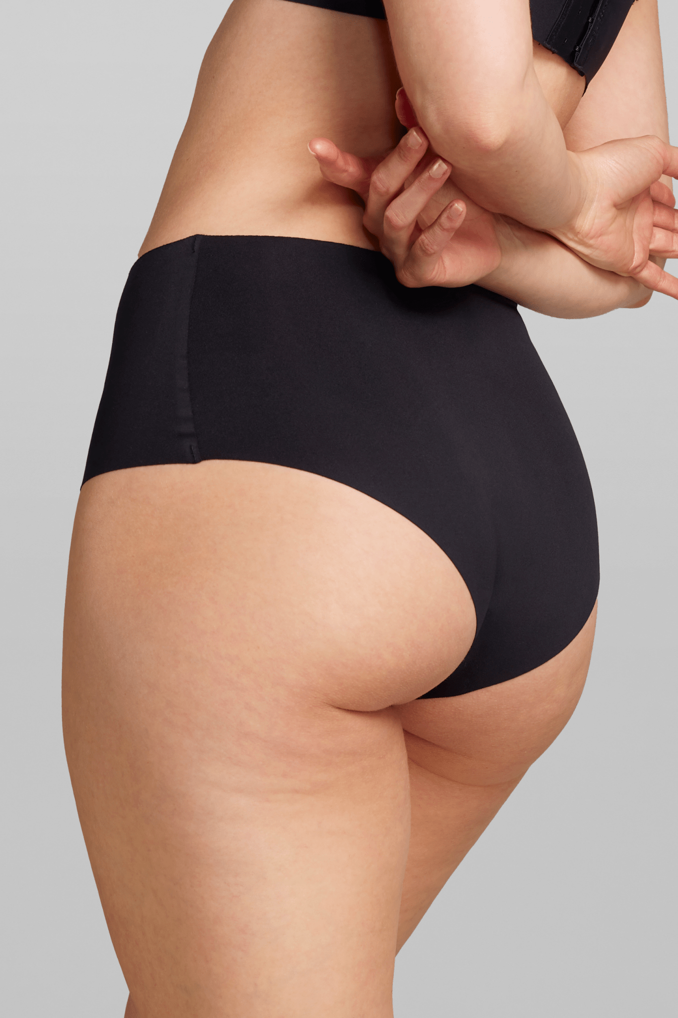 No-Show High Waist Brief - Siella - Color: Black Noir