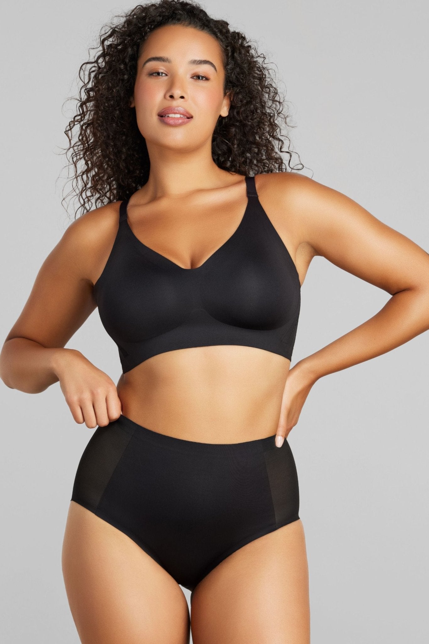 Sexy Smooth Shaping Brief - SIELLA - Color: Black Noir