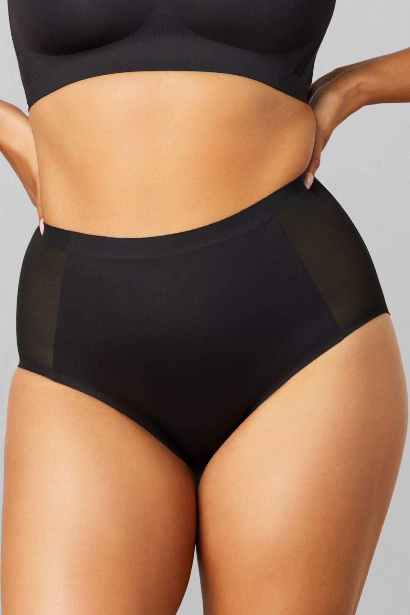 Sexy Smooth Shaping Brief - SIELLA - Color: Black Noir